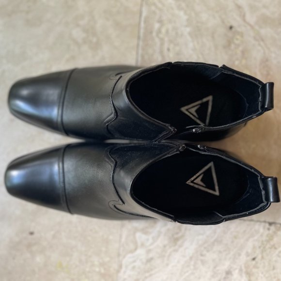 VANCE CO Alex Chelsea Boot - Picture 3 of 4